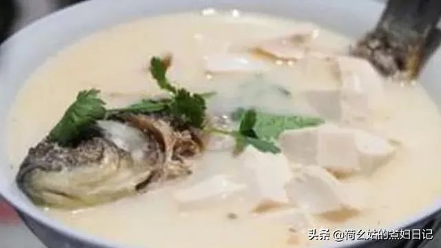 怎样熬鲫鱼汤?