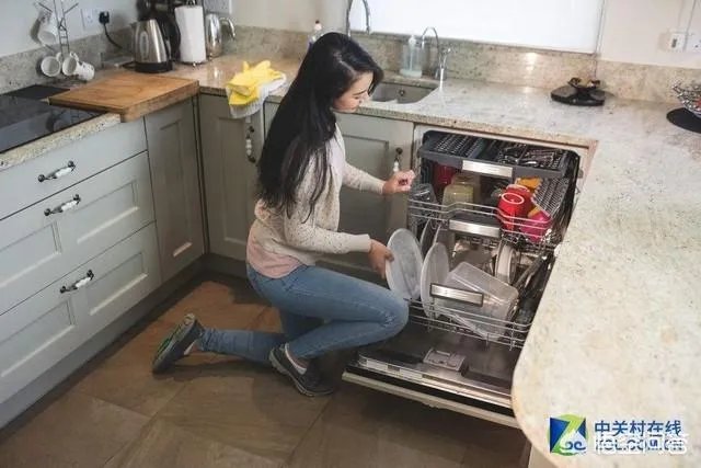 家用洗碗机好用吗?