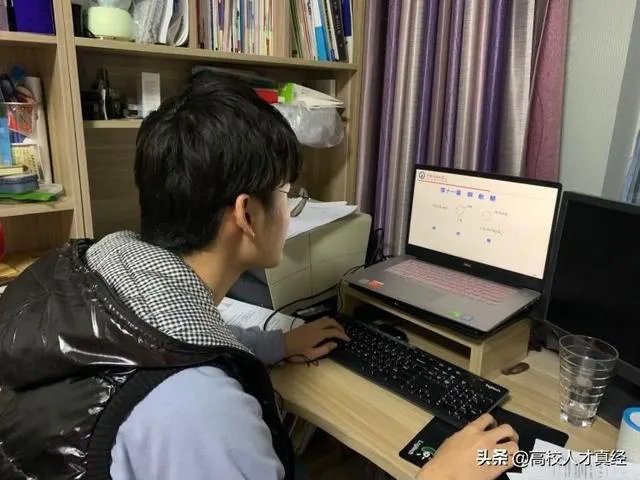 现在湖北没有解封、小孩要回贵州读书怎么办?