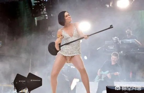 为什么说Jessie J 退赛早有预兆?