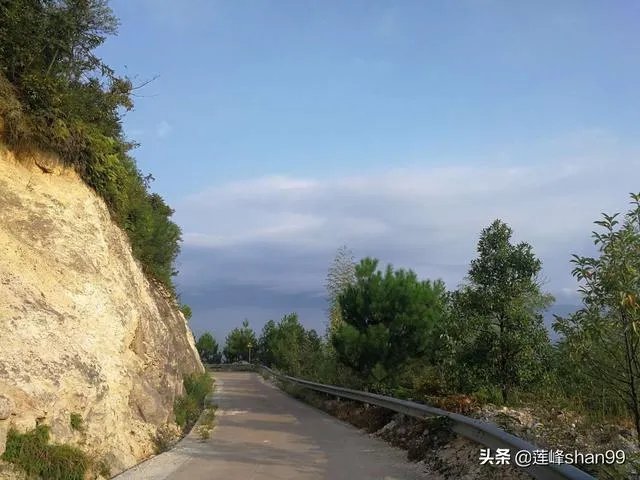 开车旅行是什么感觉呢？
