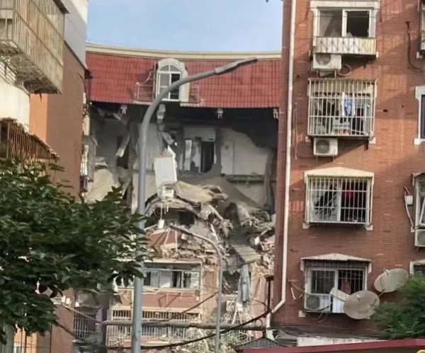 天津一小区发生燃气爆炸，居民楼直接炸出大坑，该小区是否存在安全隐患？