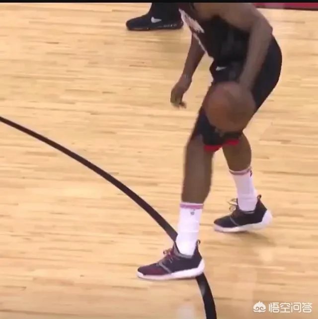 哈登的后撤步三分到底算不算走步?