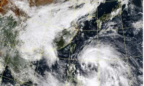 台风圆规向我国靠近
