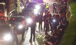 台北近40人械斗互砍
