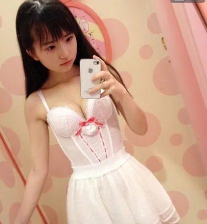秒杀张辛苑！豆瓣新晋女神“十早”私房照欣赏