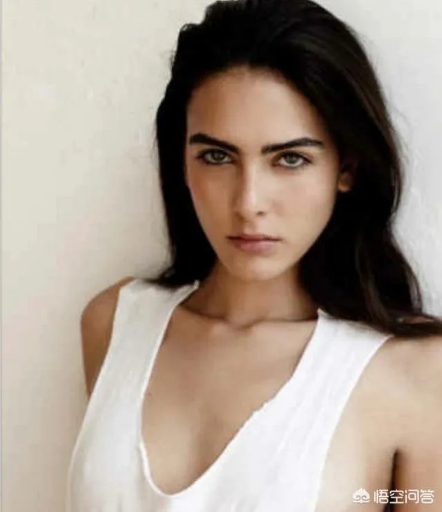为什么哥伦比亚名模Daniela botero被评为本届2018世界杯第一美女?