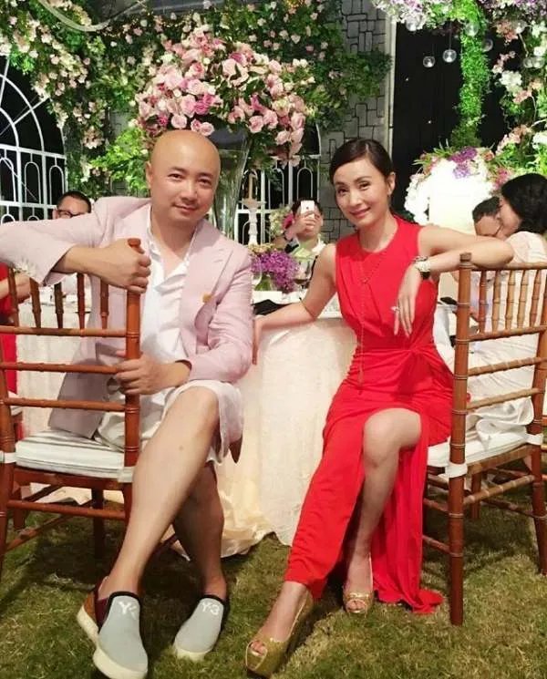 徐峥说自己和陶虹通过摆放鞋子的方向来对话，这是什么相处之道？