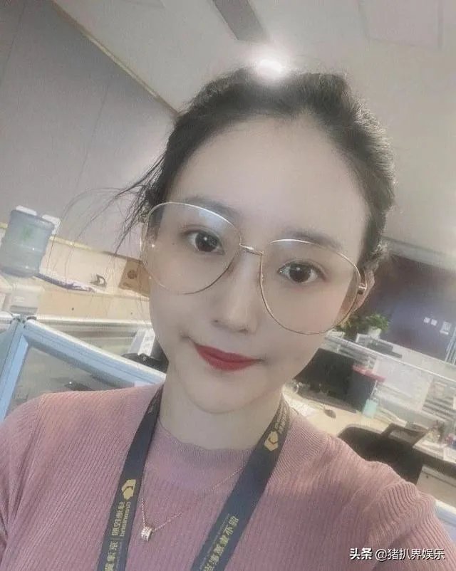 在绿地高管出轨女员工事件中，女方向老公详述其过程是什么心理？