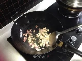 熊猫吃翔