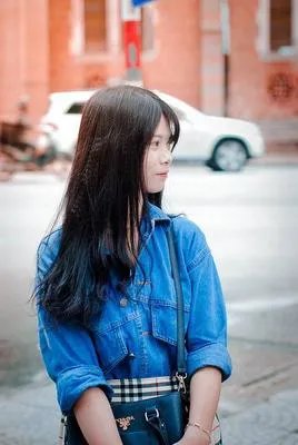 月经流褐色的血怎么回事？