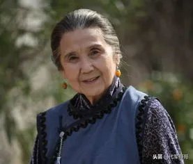 秦怡的女儿还健在吗 女儿至今还健在