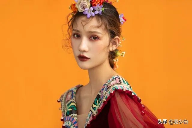 在美容美发培训学校学习一般需要多少钱学费？