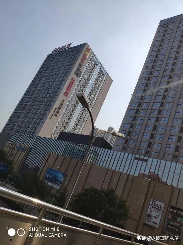 说到成都和重庆,你会想到哪几个关键词?