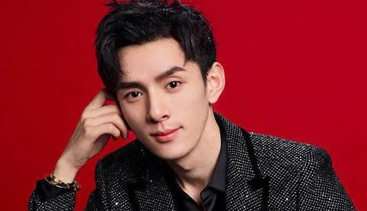 李佳琦公司因涉虚假宣传被罚30万,你觉得这个惩罚力度怎么样?