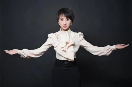 请婚礼策划人一般多少钱 婚礼策划师要学什么
