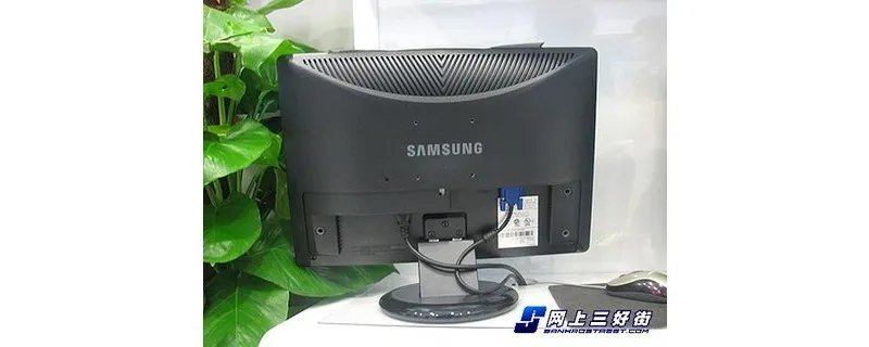电脑显示器闪烁,电脑显示器一直闪怎么处理?显示器老是闪怎么处理?